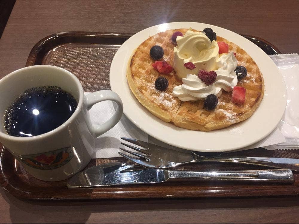 カフェ プロスペール 豊山店