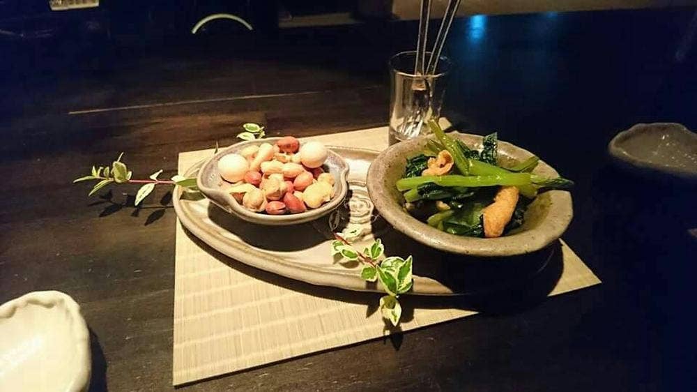 Bar 黒巣