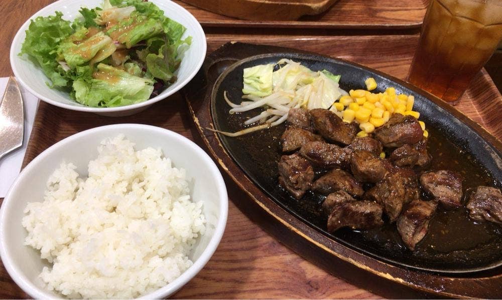 ステーキマウンテン 横浜ワールドポーターズ