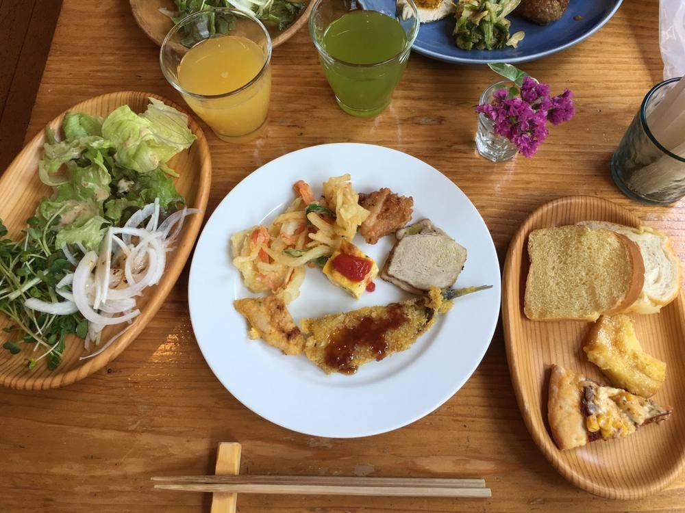 ティア 風と虹の店