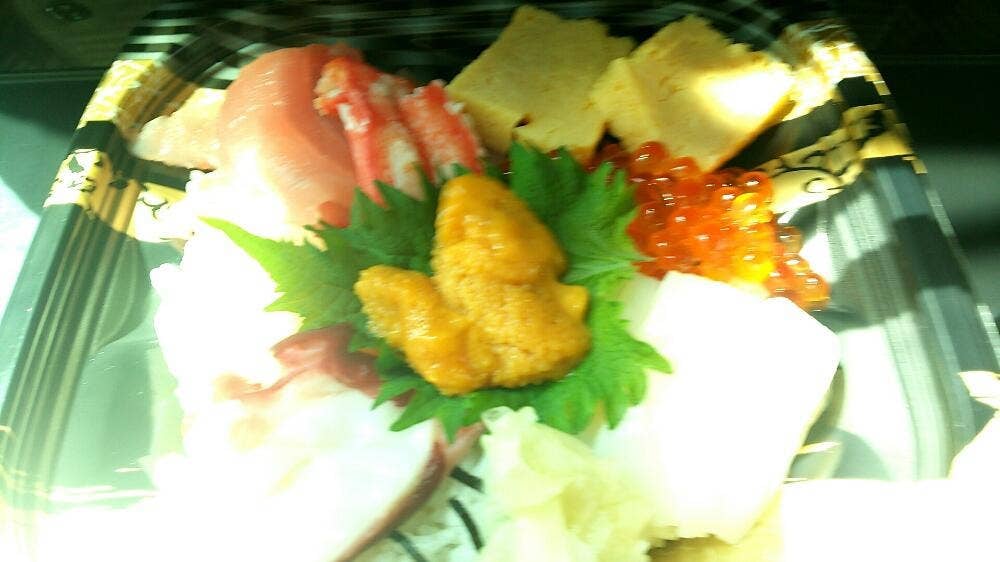 田清魚店 フェザン店