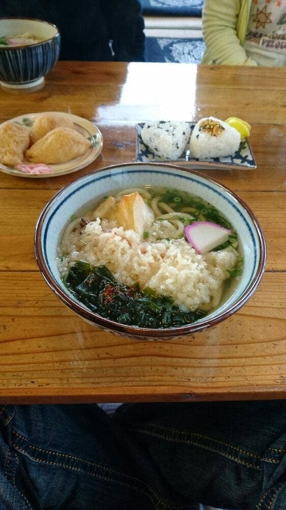 手打ちうどん やすらぎ