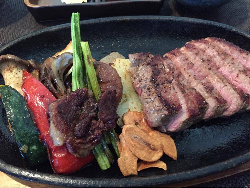 鉄板料理 のがみ屋