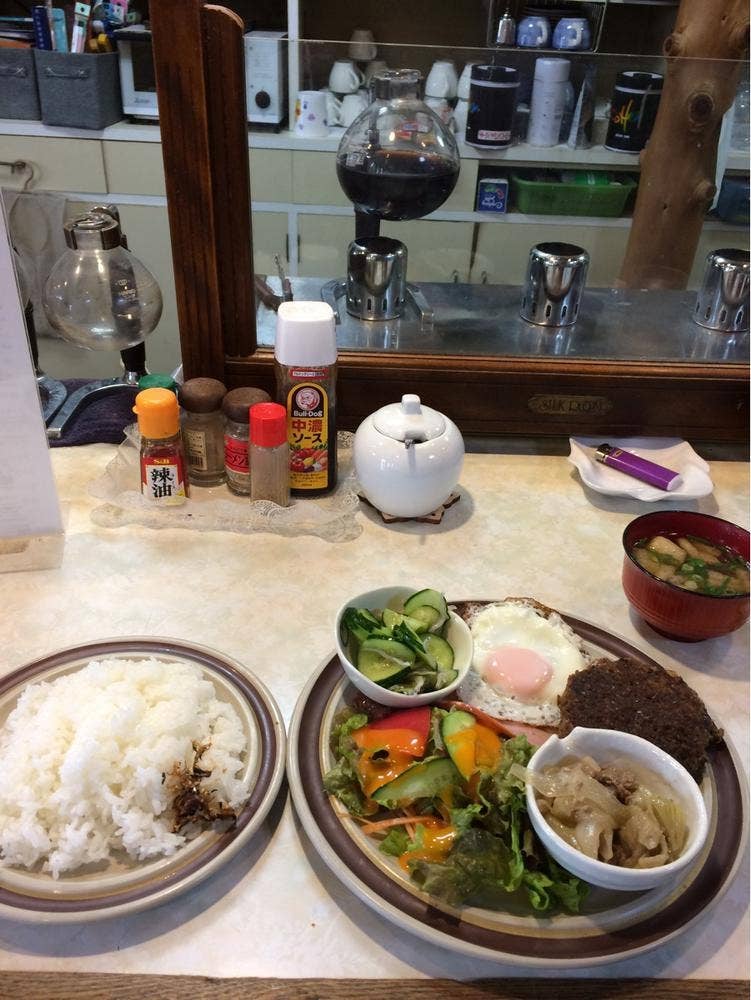 喫茶まどか