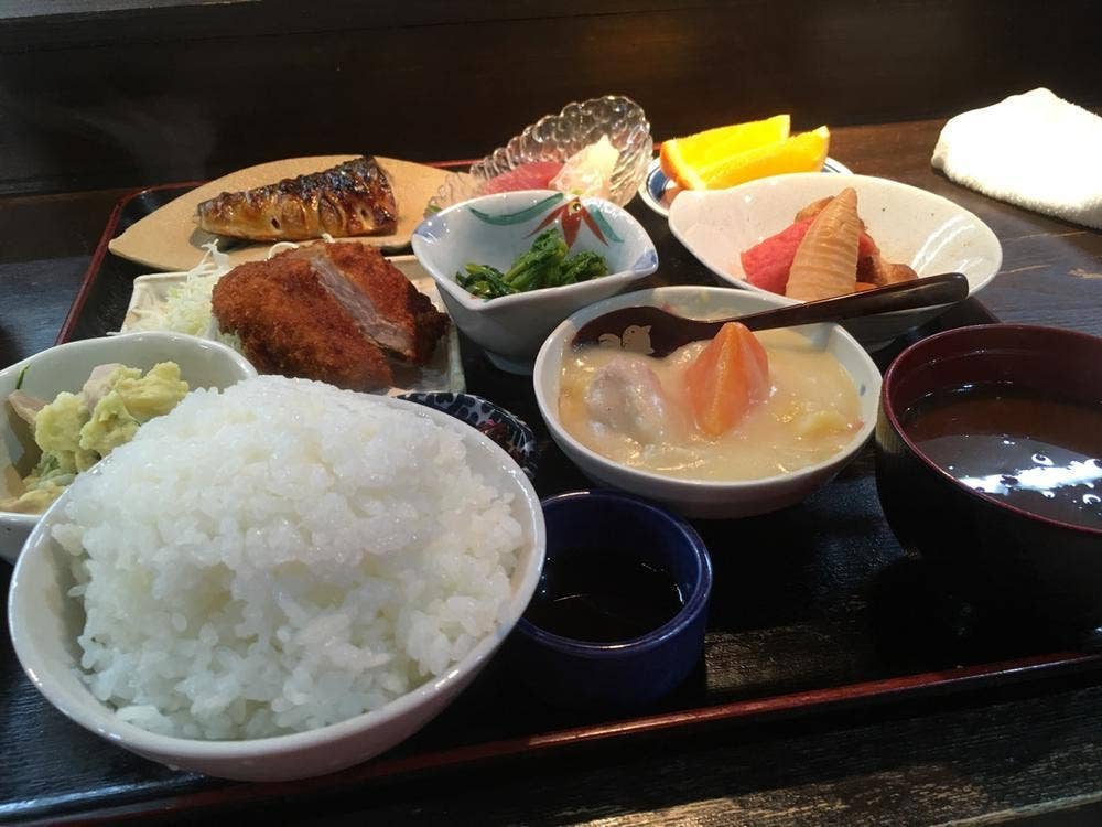 ふぐ 季節料理 赤石