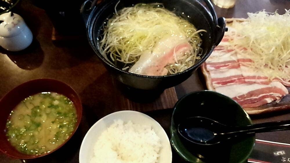 黒豚屋 ぶん福ちゃがま 本八幡店