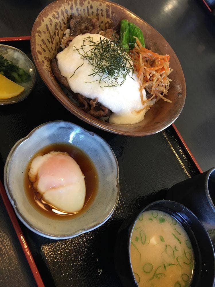 旨いもん屋 さんでー