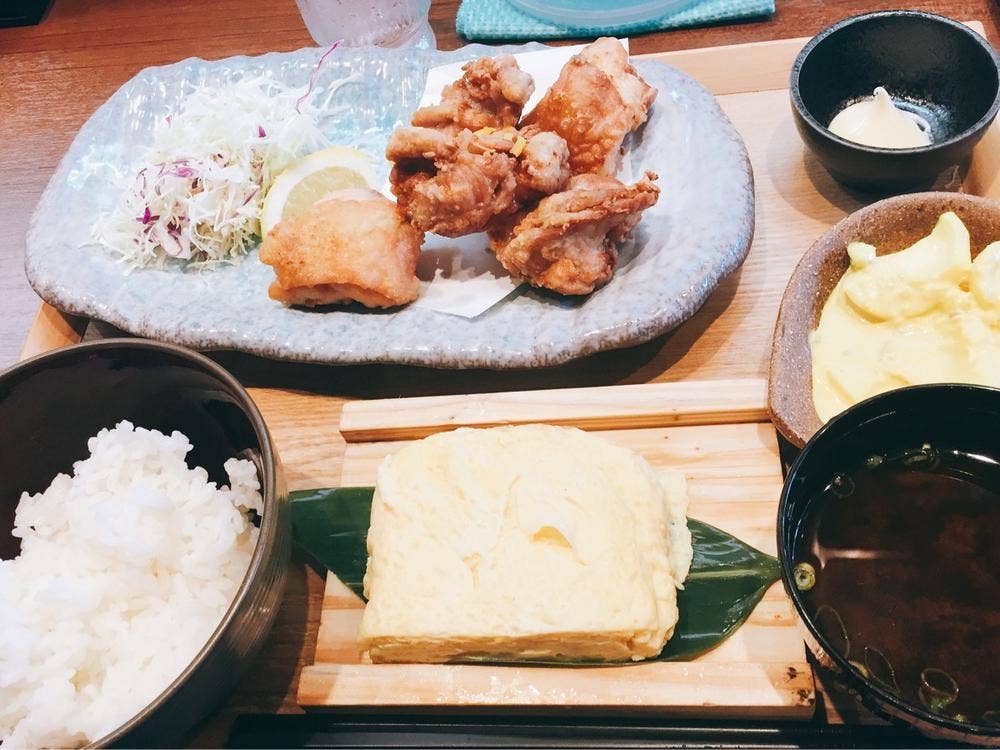 鳥と卵の専門店 鳥玉 中城店