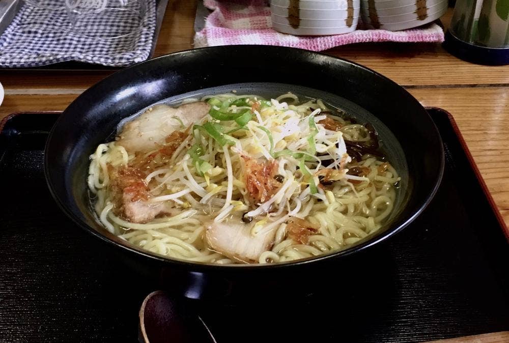 らー麺のらくろ