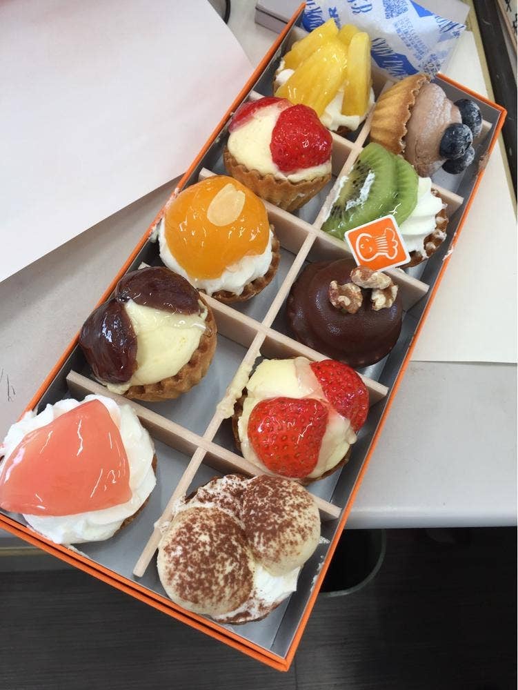 スーリール