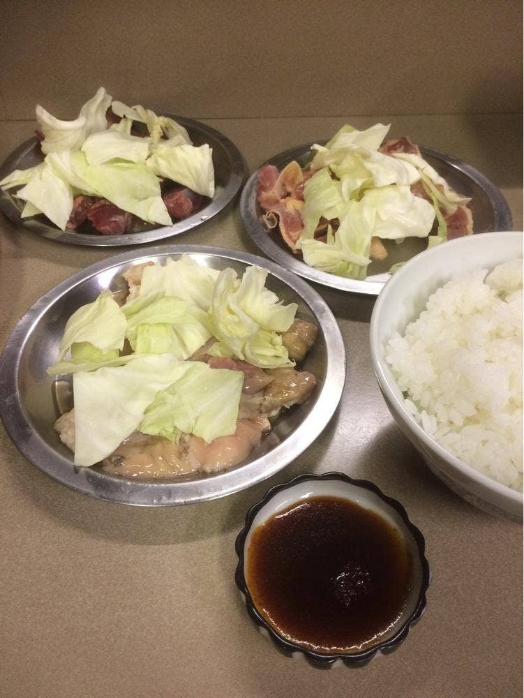 佐藤ホルモン店