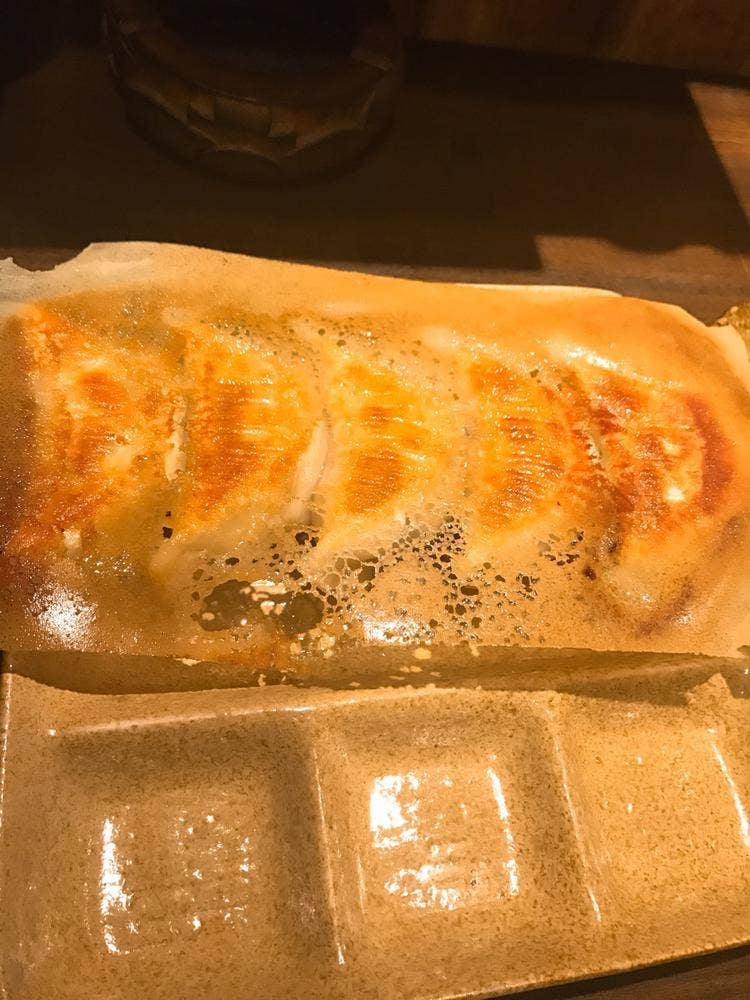 餃子酒房 花宴