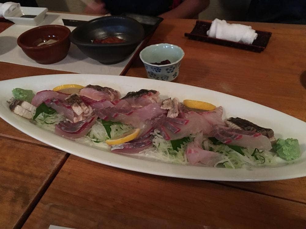 ダイニング厨房万里波