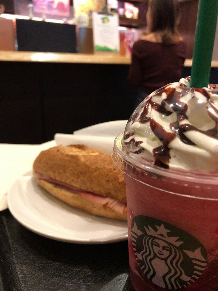 スターバックス コーヒー 京都四条通ヤサカビル店