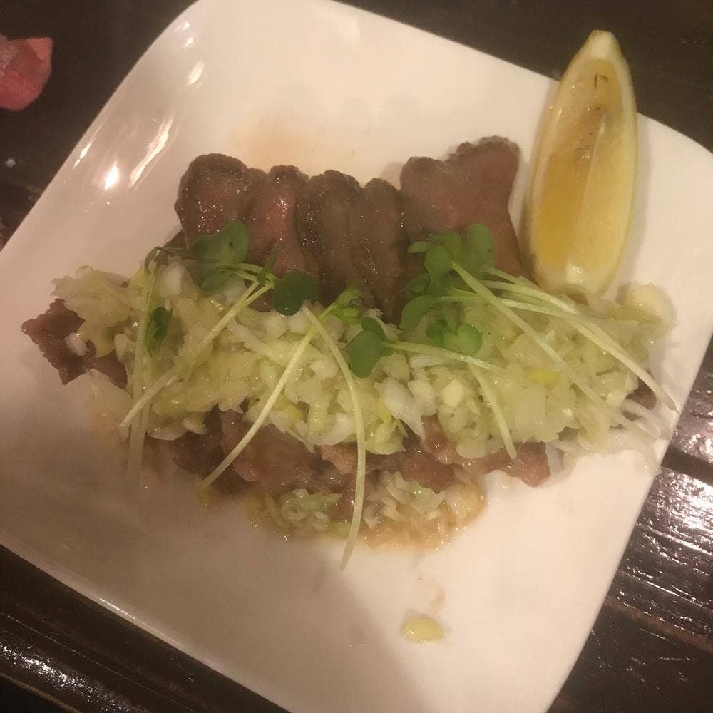 ほるもん屋 とも八