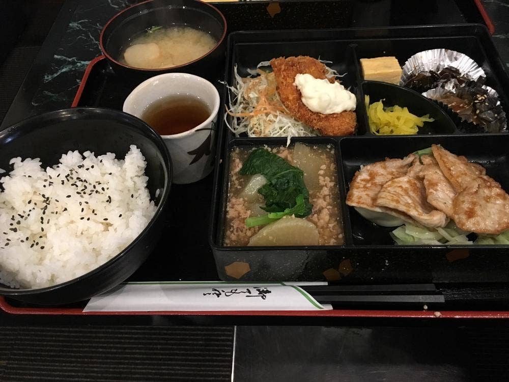 明日香飾磨店