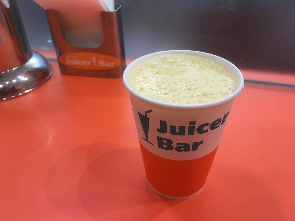 ジューサーバーホワイティうめだ店