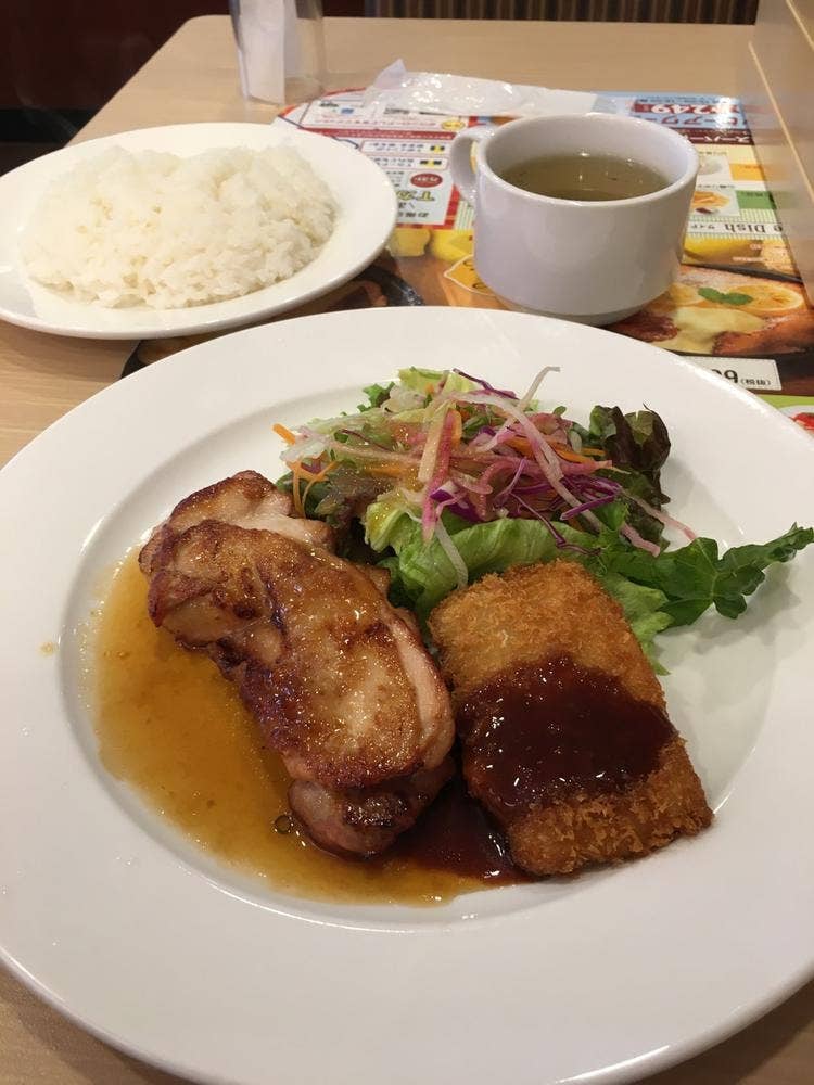 ガスト 住之江スポーツビレッジ店