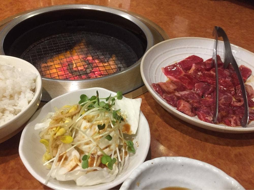 焼肉 起世