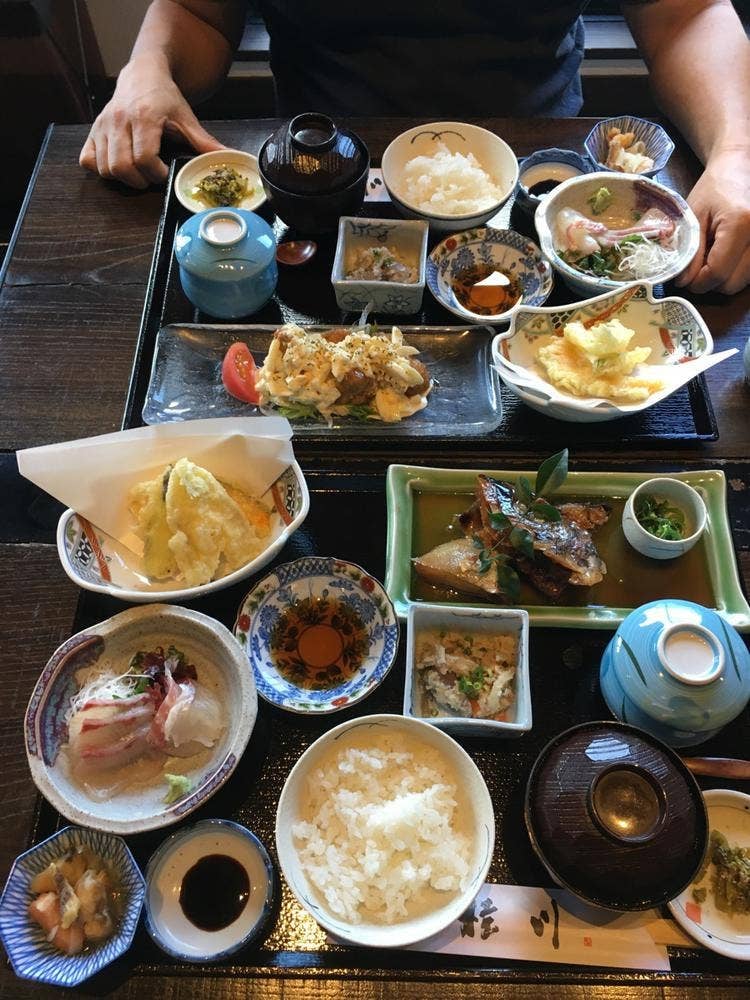 割烹 桂川