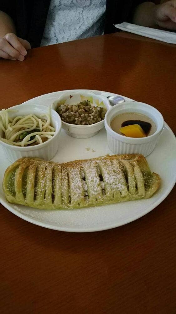 地域交流スペース CAFE×2