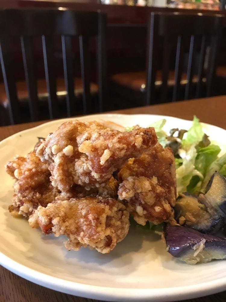 ヴィヴィ食堂