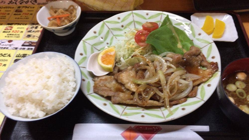 つるまる
