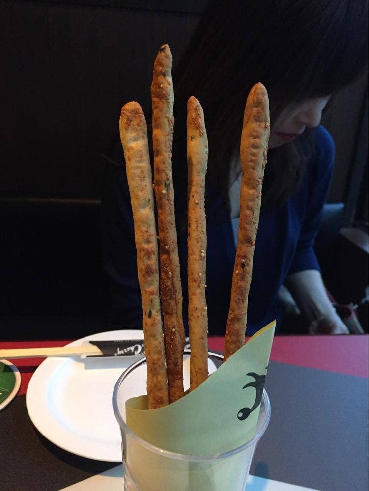 Restaurant & Bar CHARRY’S