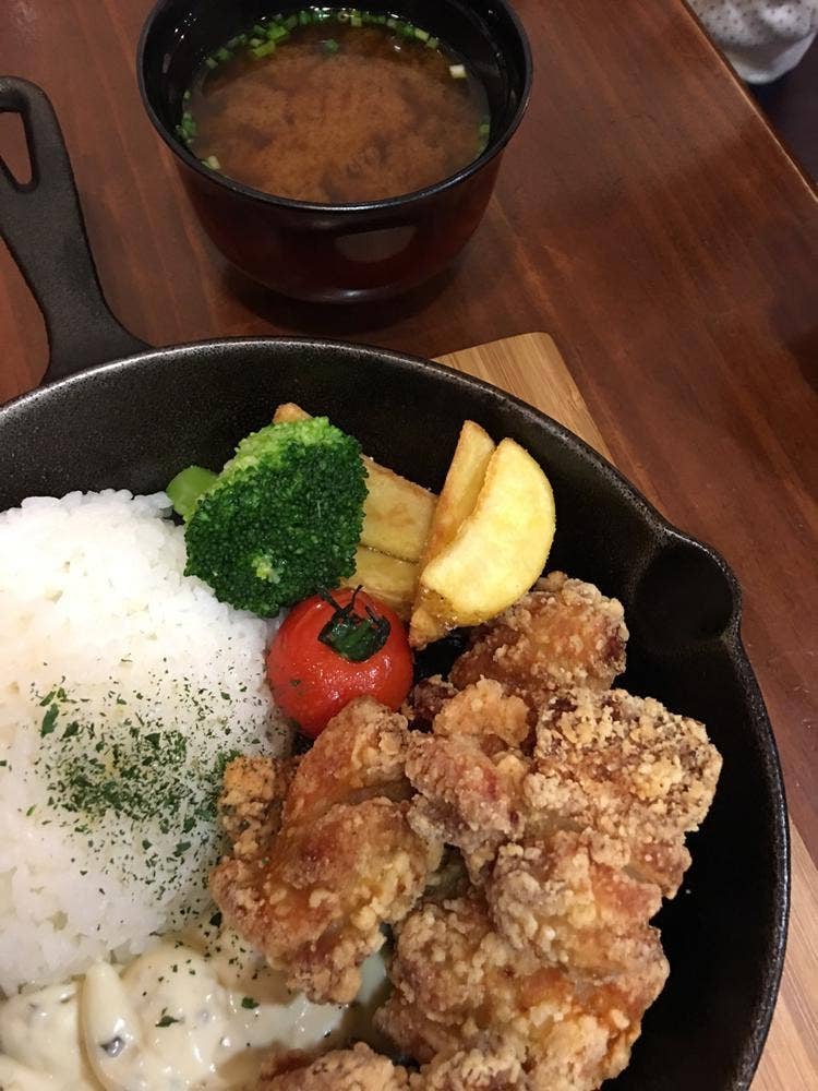 チップトップ イオン岡崎南店