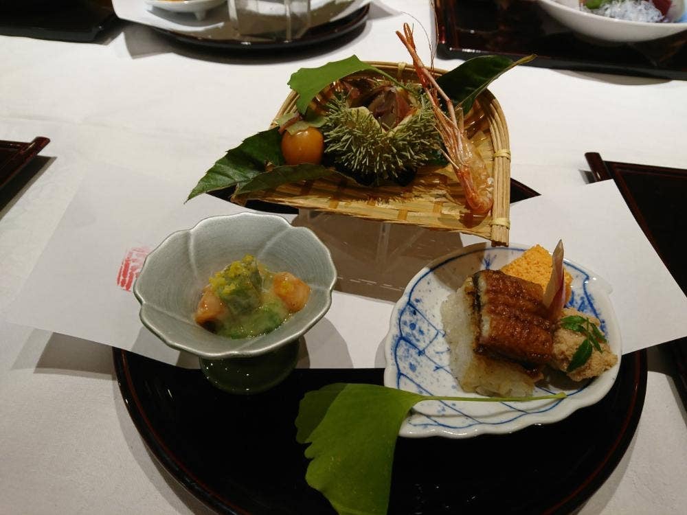 うを完
