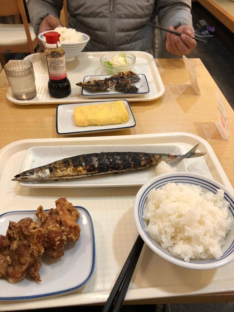 鶴見浜4丁目食堂