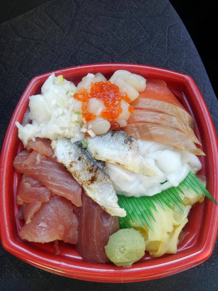和楽 丼丸 稲田堤駅前店