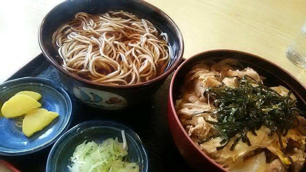 丸花そば店