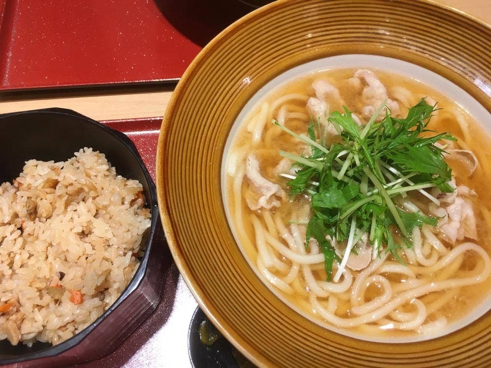 釆なりうどん きらく 加古川店