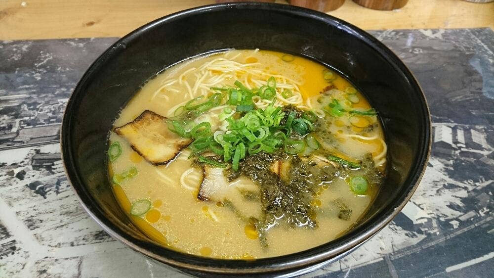 ラーメン飛