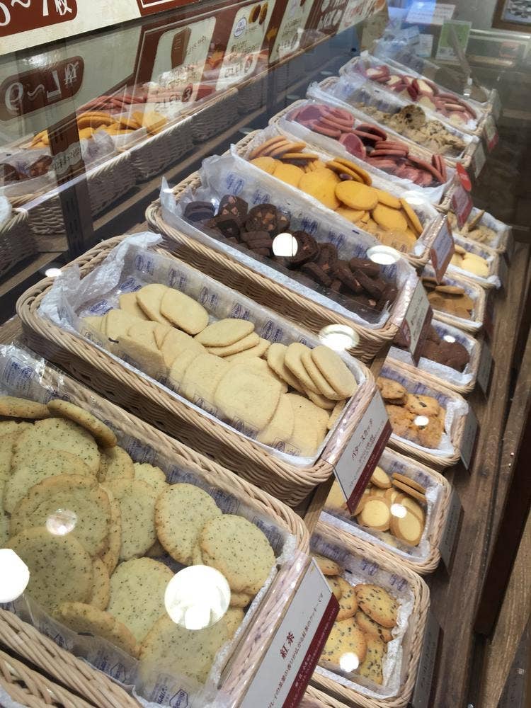 ステラおばさんのクッキー 小田原ラスカ店