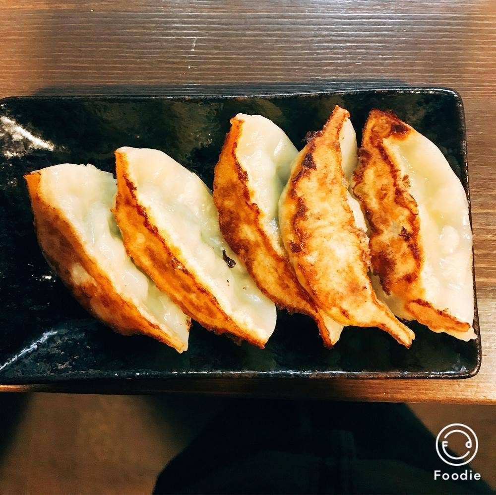 餃子の名前考え中