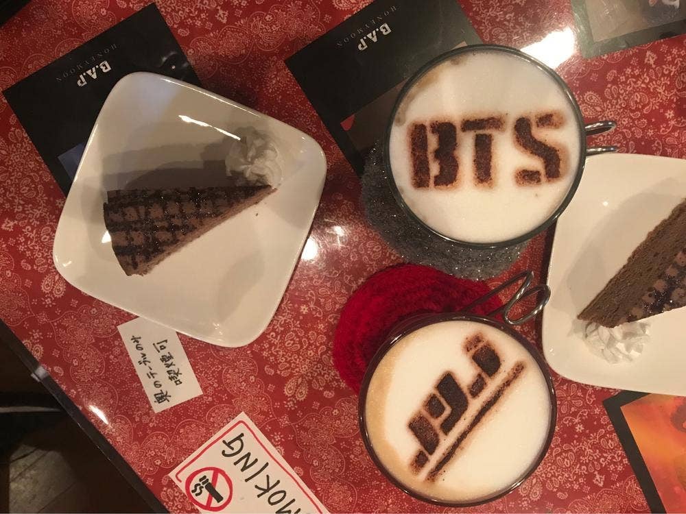 K-POP CAFE COLORS