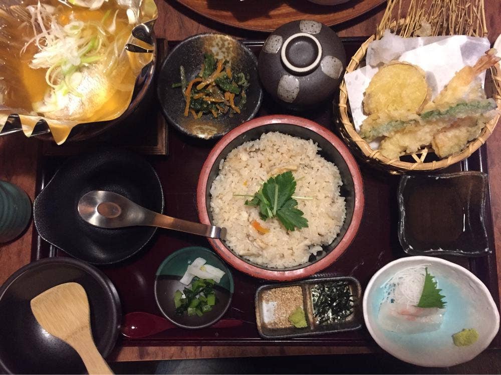 和食ダイニング ごちそう村 太子店