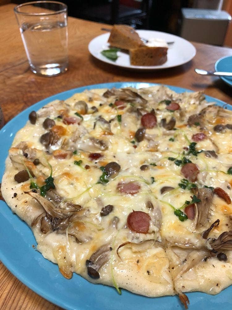 ログカフェ&薪ストーブショップ フローレスタ