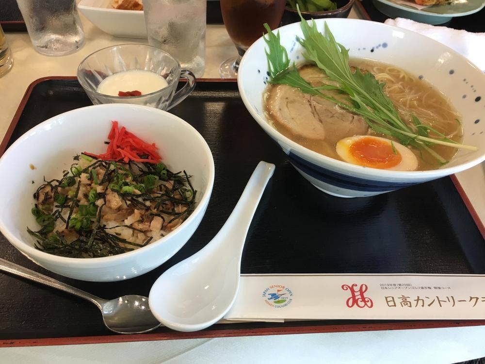 日高カントリー倶楽部 レストラン