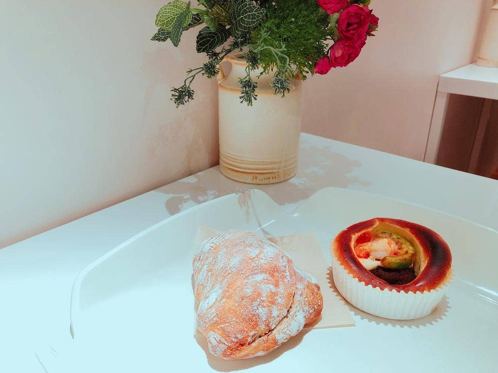 パンとお菓子のセレクトショップ おかしマルシェ