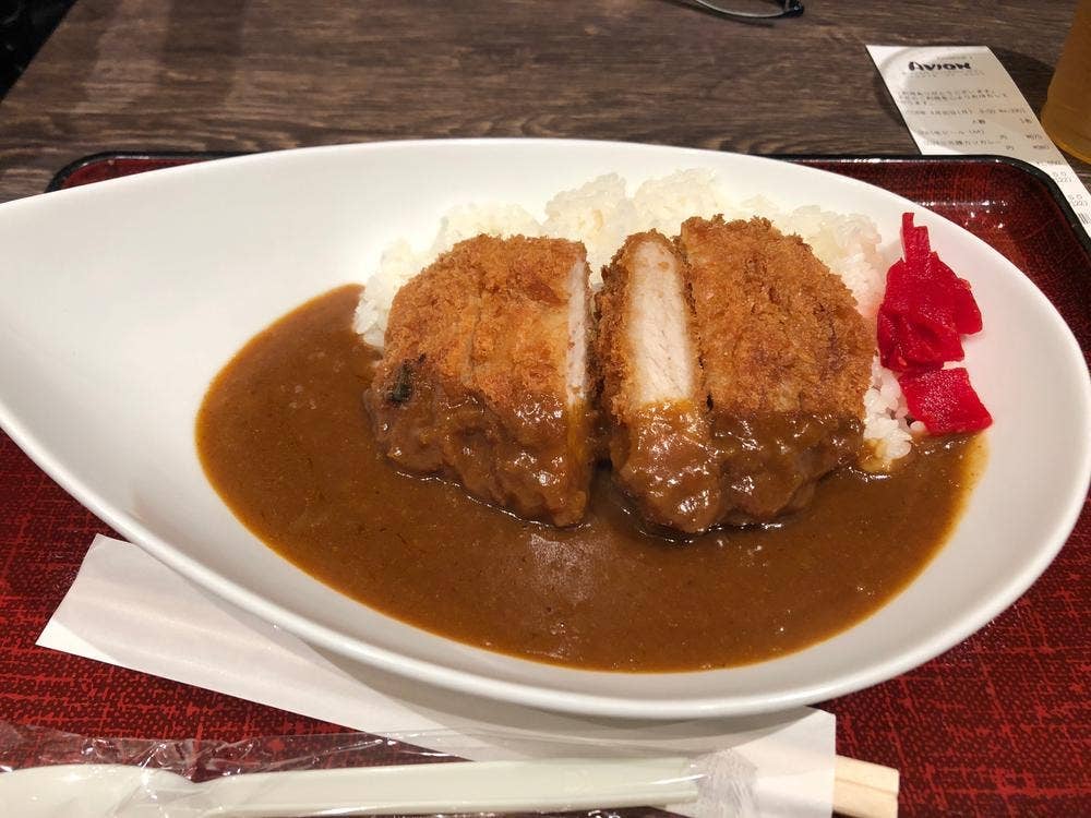 カフェ&バー アビオン