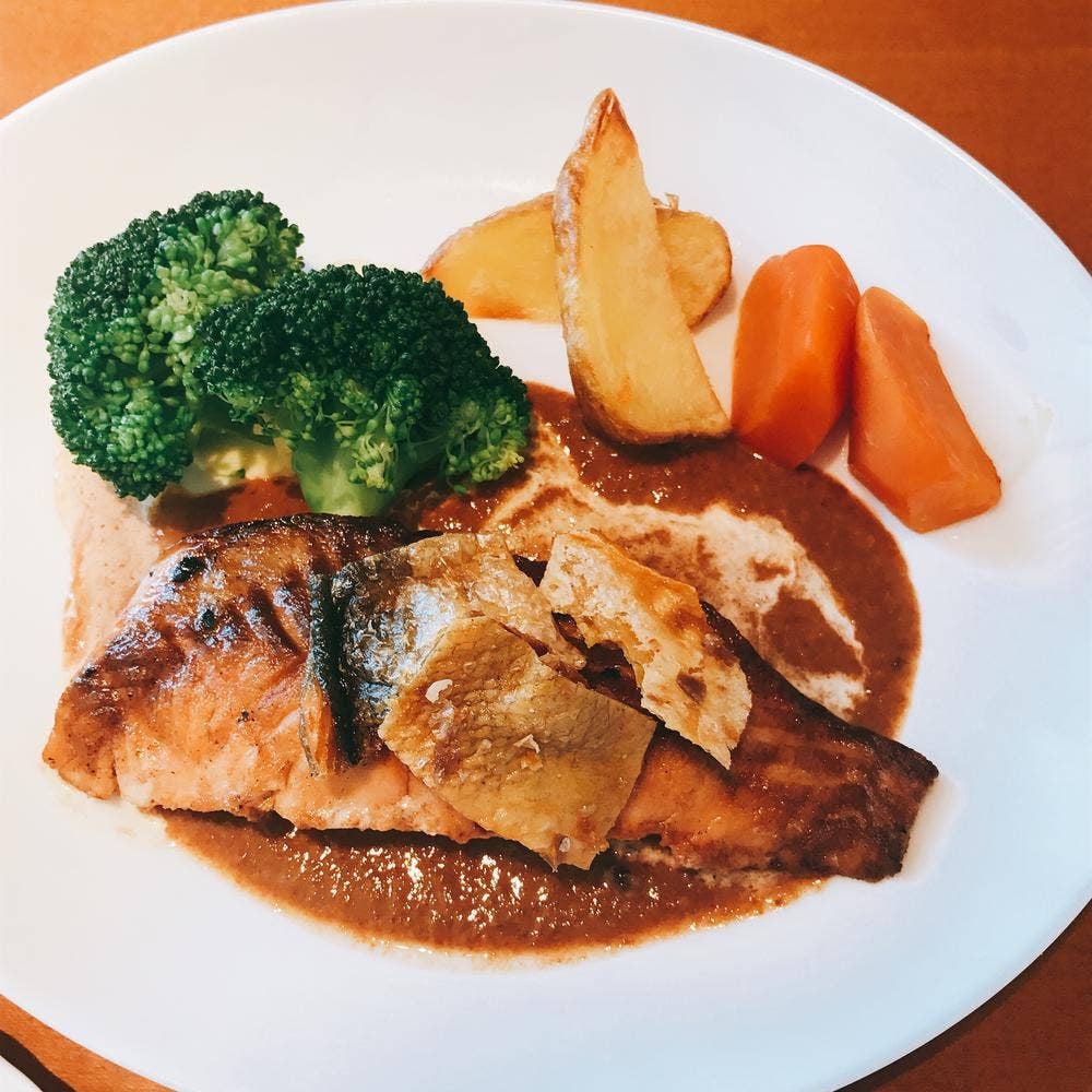 レストラン アッシュ 岩倉病院