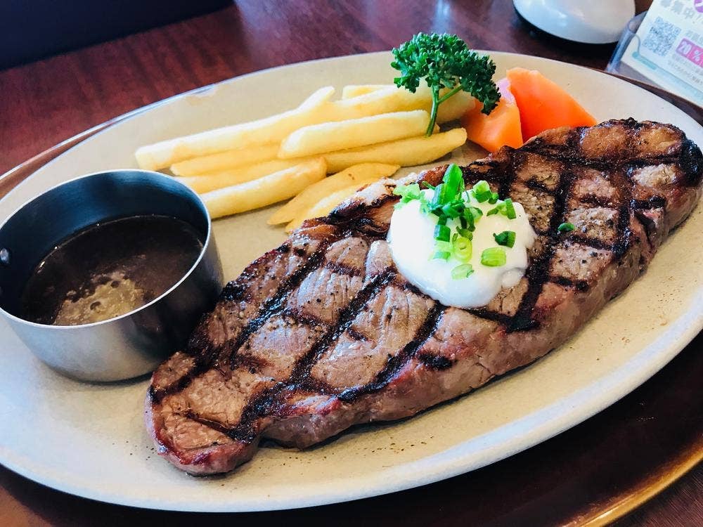 ロイヤルホスト 桂店