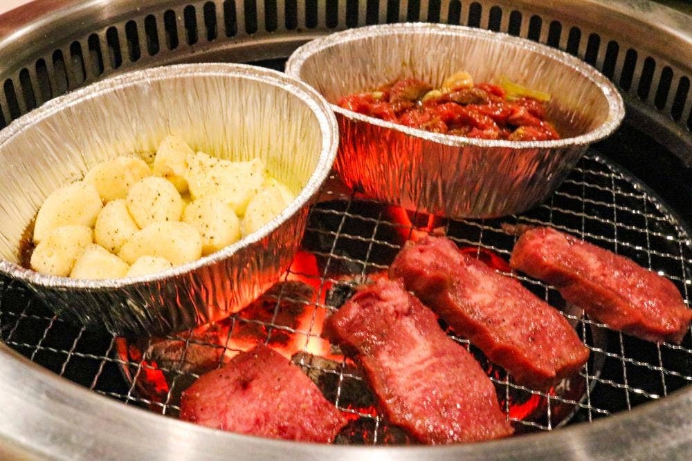 炭火焼肉 仁 新瑞橋店