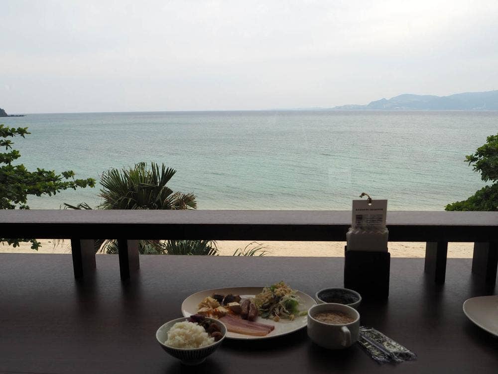Seaside Ristorante ベストウェスタン沖縄幸喜ビーチ