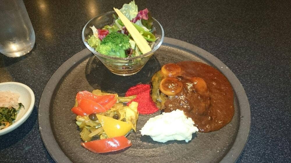 炭火ステーキ レモン