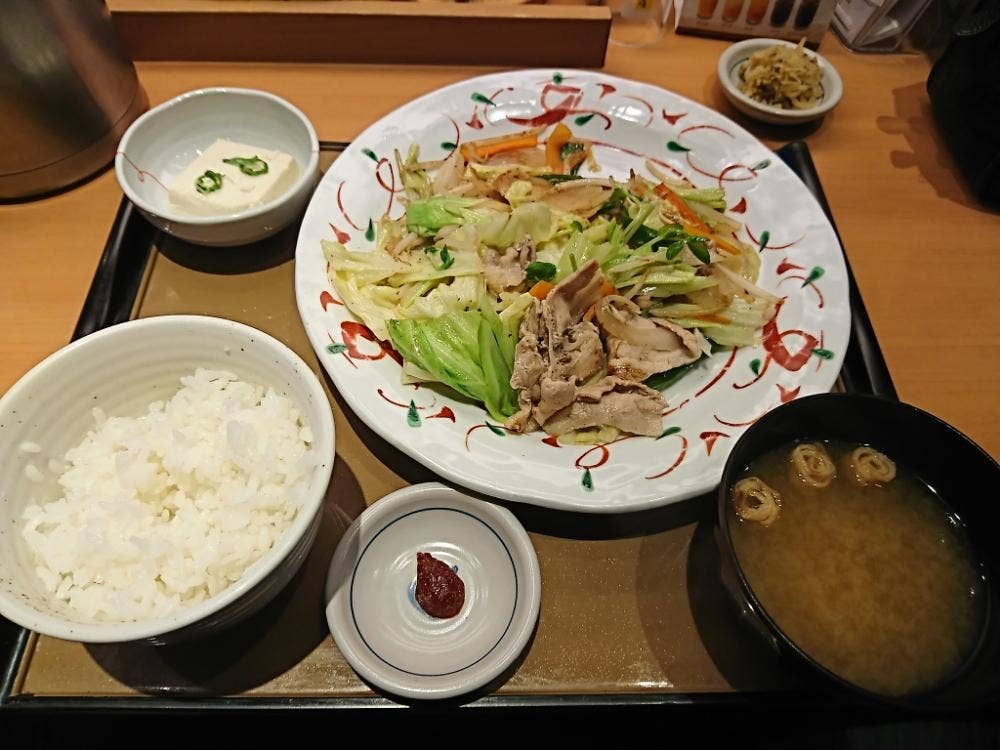 やよい軒 京都駅八条口店