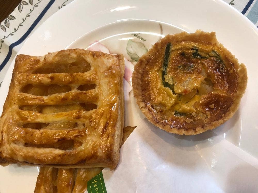 café & pie CLARIS
